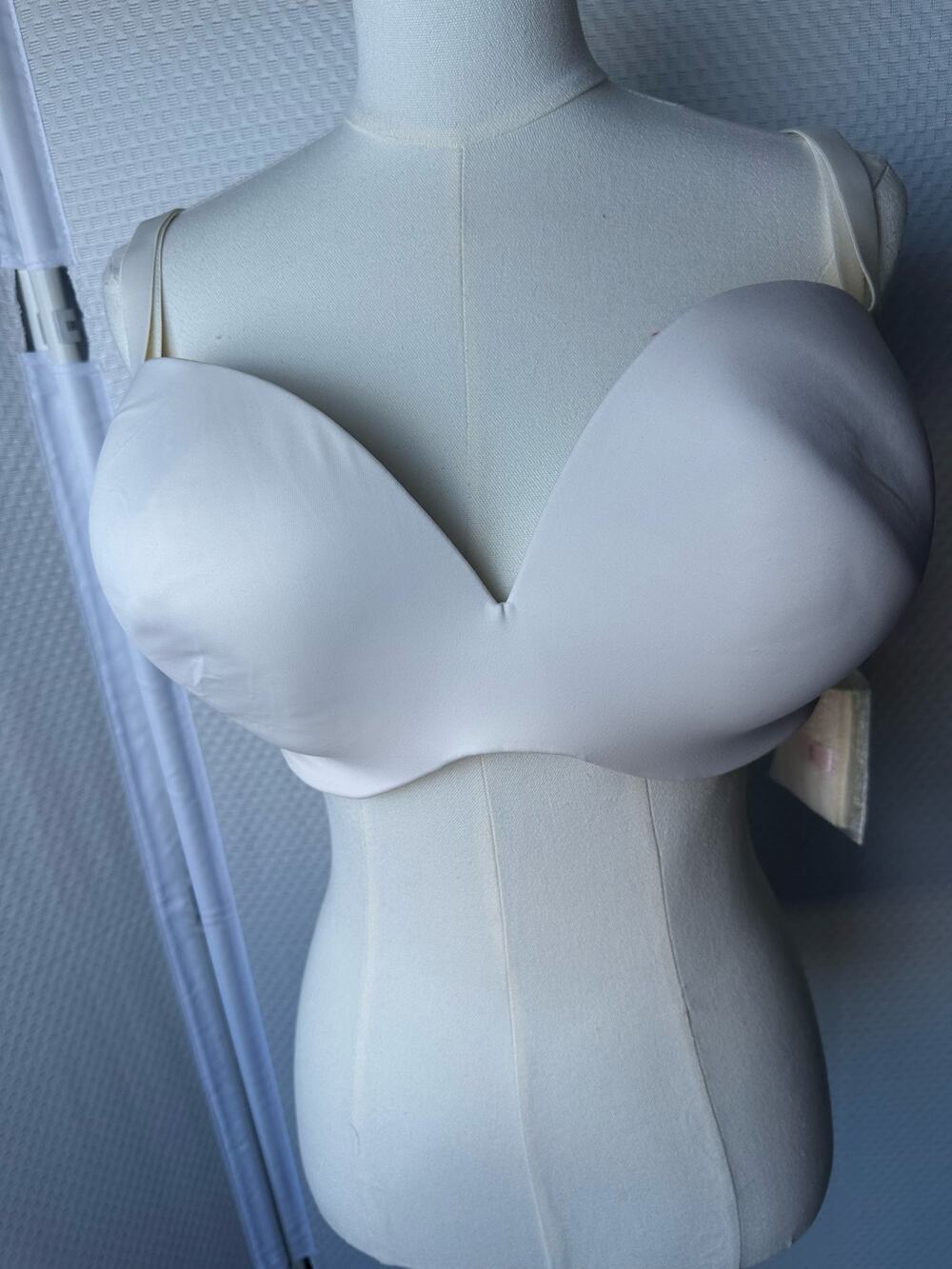 Cacique Multi Way Boost Bra Beige 40DDD Convertible Strapless Wear Three Ways